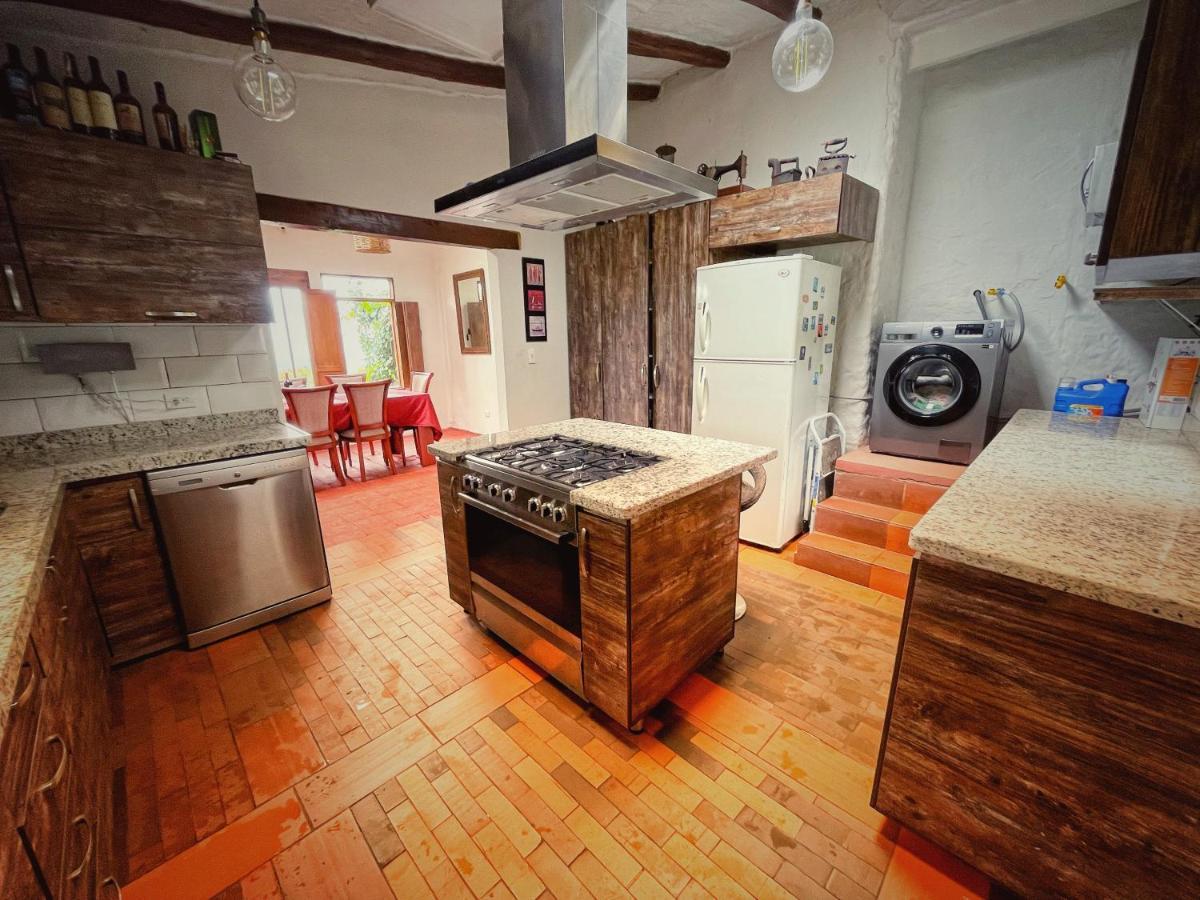 The Naked House - Hotel Nudista Nemocon ภายนอก รูปภาพ