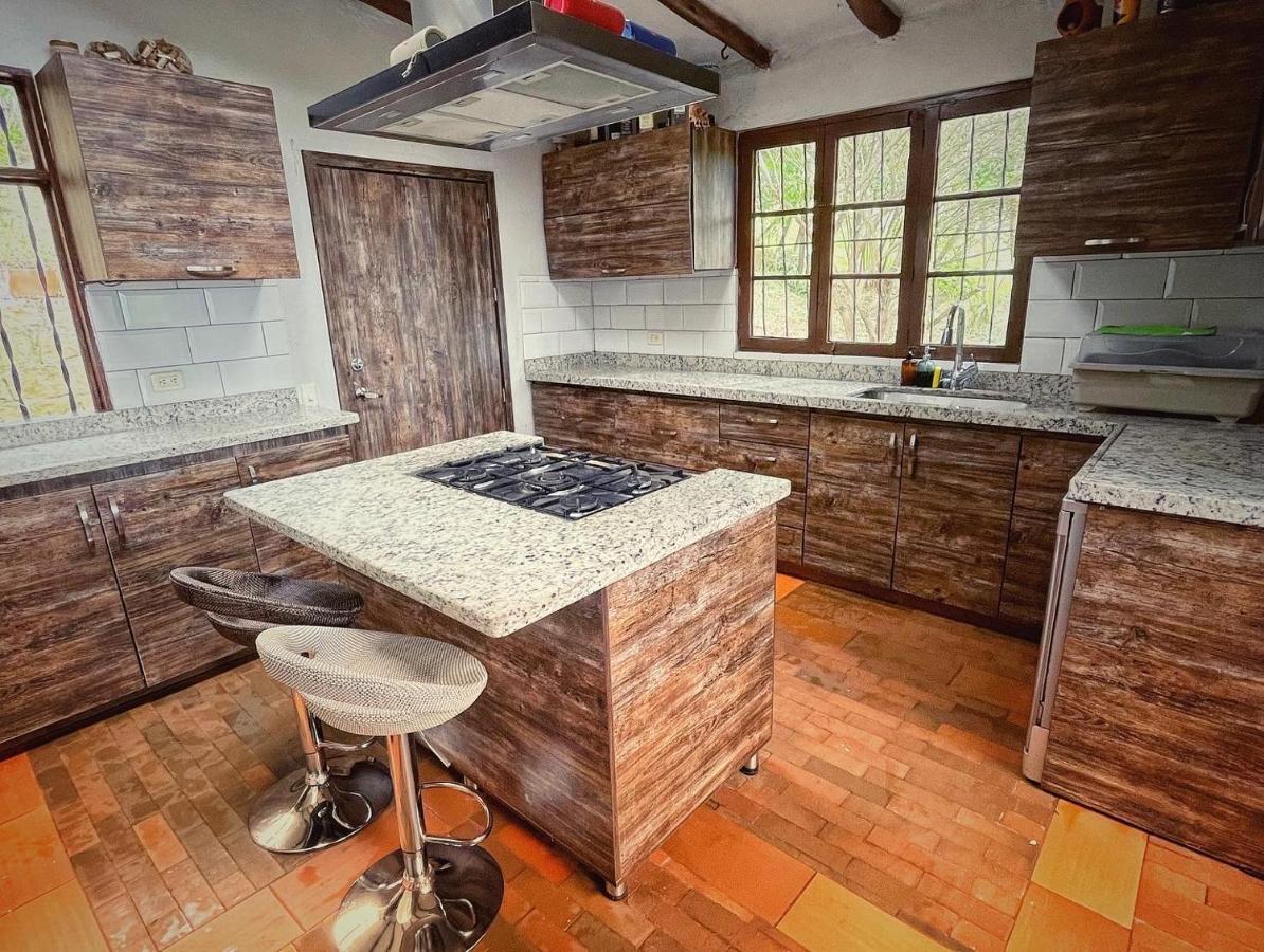 The Naked House - Hotel Nudista Nemocon ภายนอก รูปภาพ